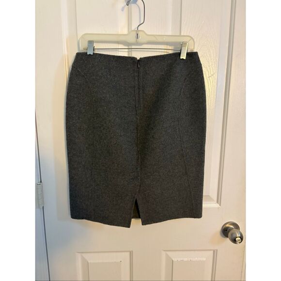 Talbots Charcoal Gray Wool Midi Skirt. Size 6P - Picture 6 of 6